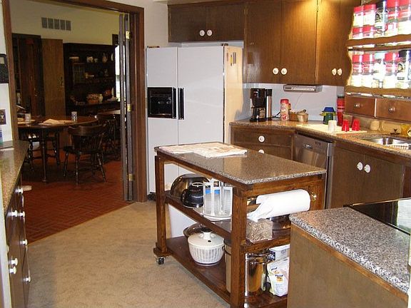 4th image of 1801 Scruggs Ln