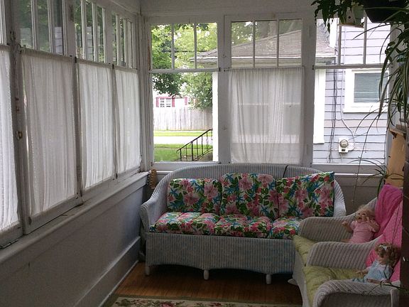 3rd image of 217 Hunt Ave