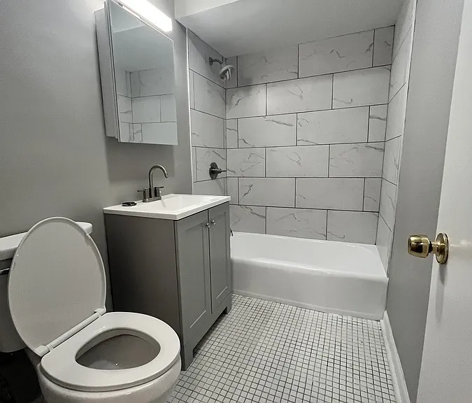 1624 W Touhy Ave #1B — Photo 16