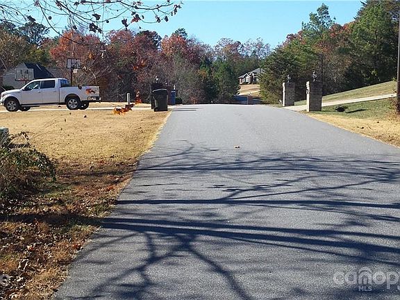 4th image of 6301 Hayden Dr
