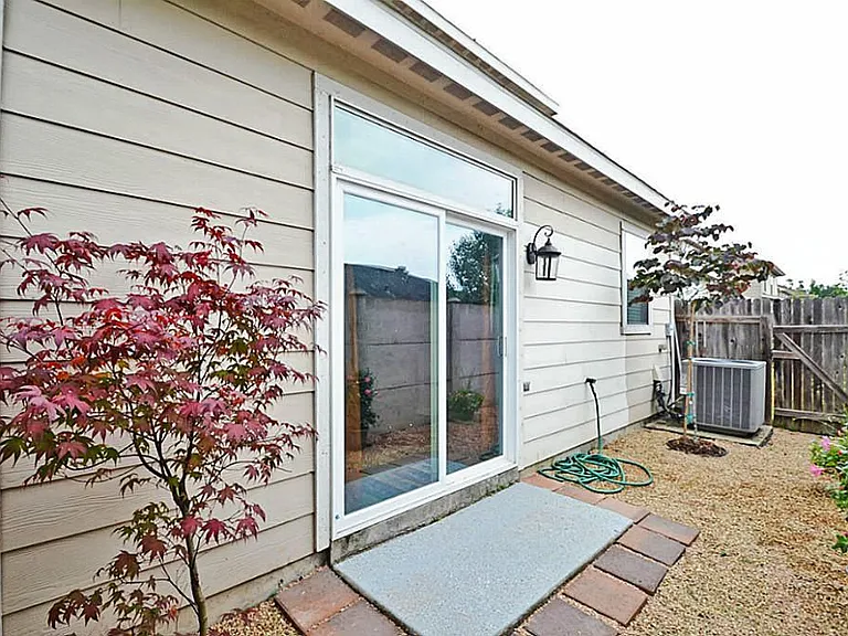 12225 Medina Lake Dr — Photo 29
