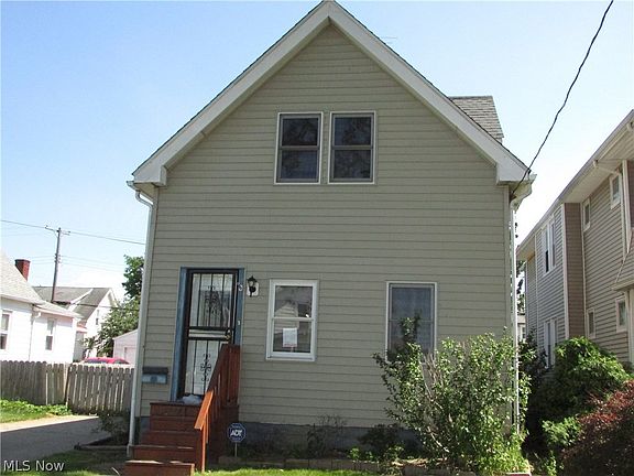 2nd image of 18806 E Cherokee Ave