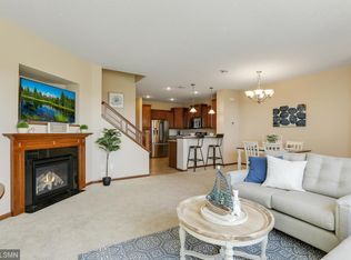 3293 Hazel Trl UNIT D, Woodbury, MN 55129