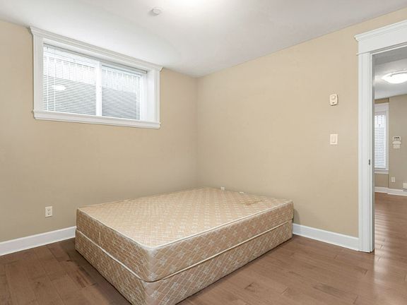 5th image of 3428 Trafalgar St #Basement