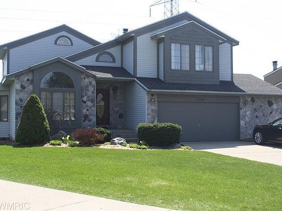 2nd image of 2554 Mapleview Ct SE