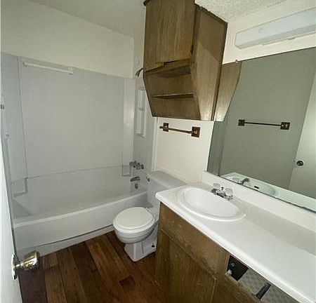 5th image of 1214 Baylor Ave #1-107
