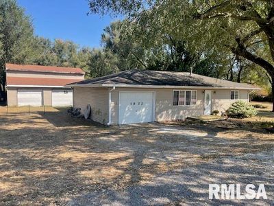 1802 S 14th St, Pekin, IL, 61554