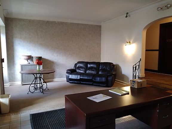 4th image of 2300 Auburn Ave