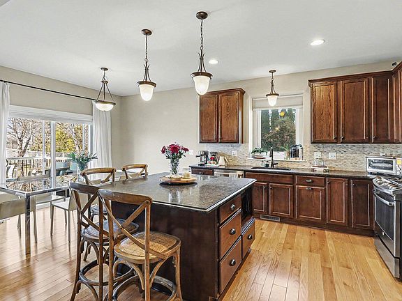 4th image of 633 Marblewood Ln