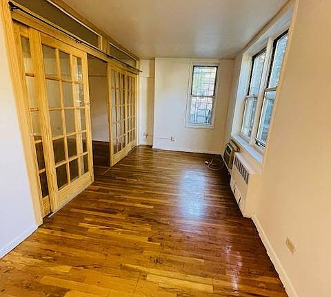 3rd image of 5015 39th St APT 2F