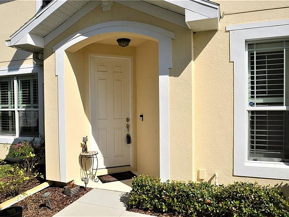 3rd image of 235 N Harbor Dr