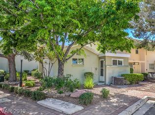 612 Tam O Shanter, Winchester, NV 89109