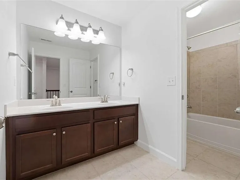 4865 Alexandria Ave — Photo 33