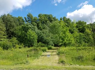 Hemlock Ln, Geneva, OH 44041