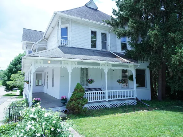 7 W Columbus St, Lithopolis, OH 43136