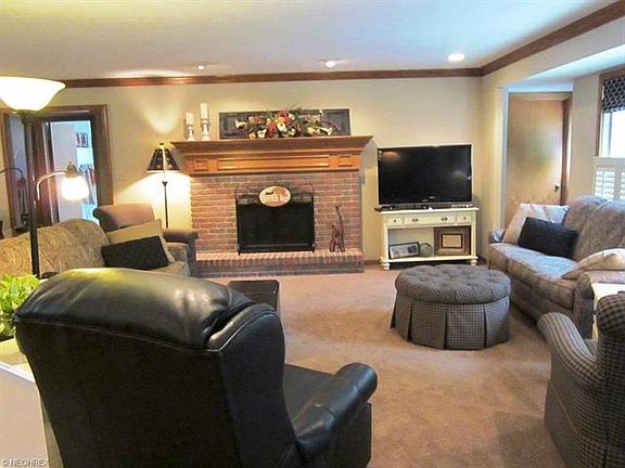 4th image of 3060 Devan Vale Dr