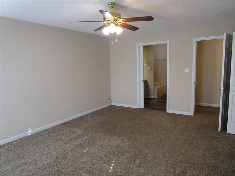 2429 Thompson Mill Rd — Photo 21