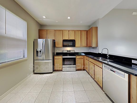 3rd image of 2696 Eagle Cliff Dr
