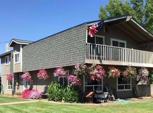 6789 Pinehurst St, Central Pt, OR 97502