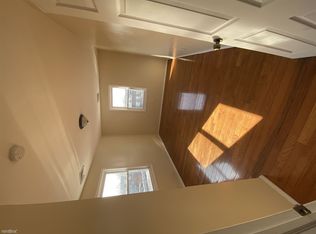 110 Scheerer Ave, Newark, NJ 07112