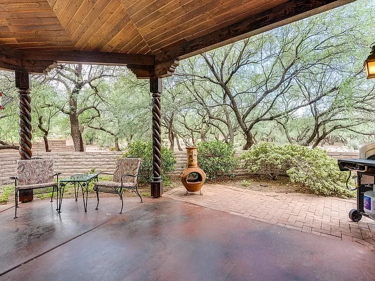 2222 Paseo Tumacacori — Photo 4