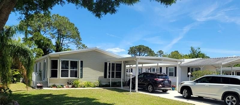 1st image of 851 Tamarind Circle