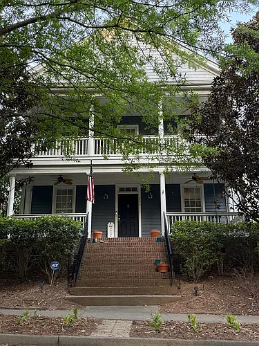 886 Promenade Walk Photo 1