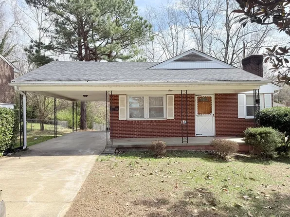 202 Englewood Ln, Danville, VA 24541