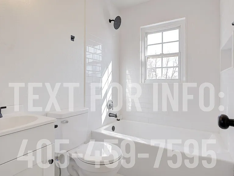 418 S Van Buren Ave — Photo 10