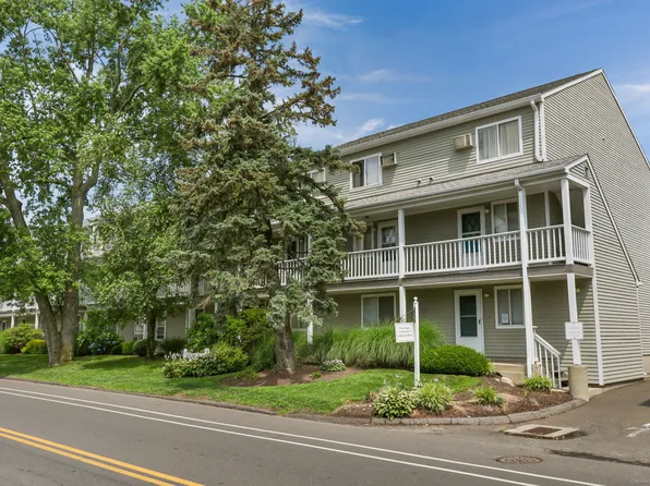 718 Cove Road APT 3, Stamford, CT 06902