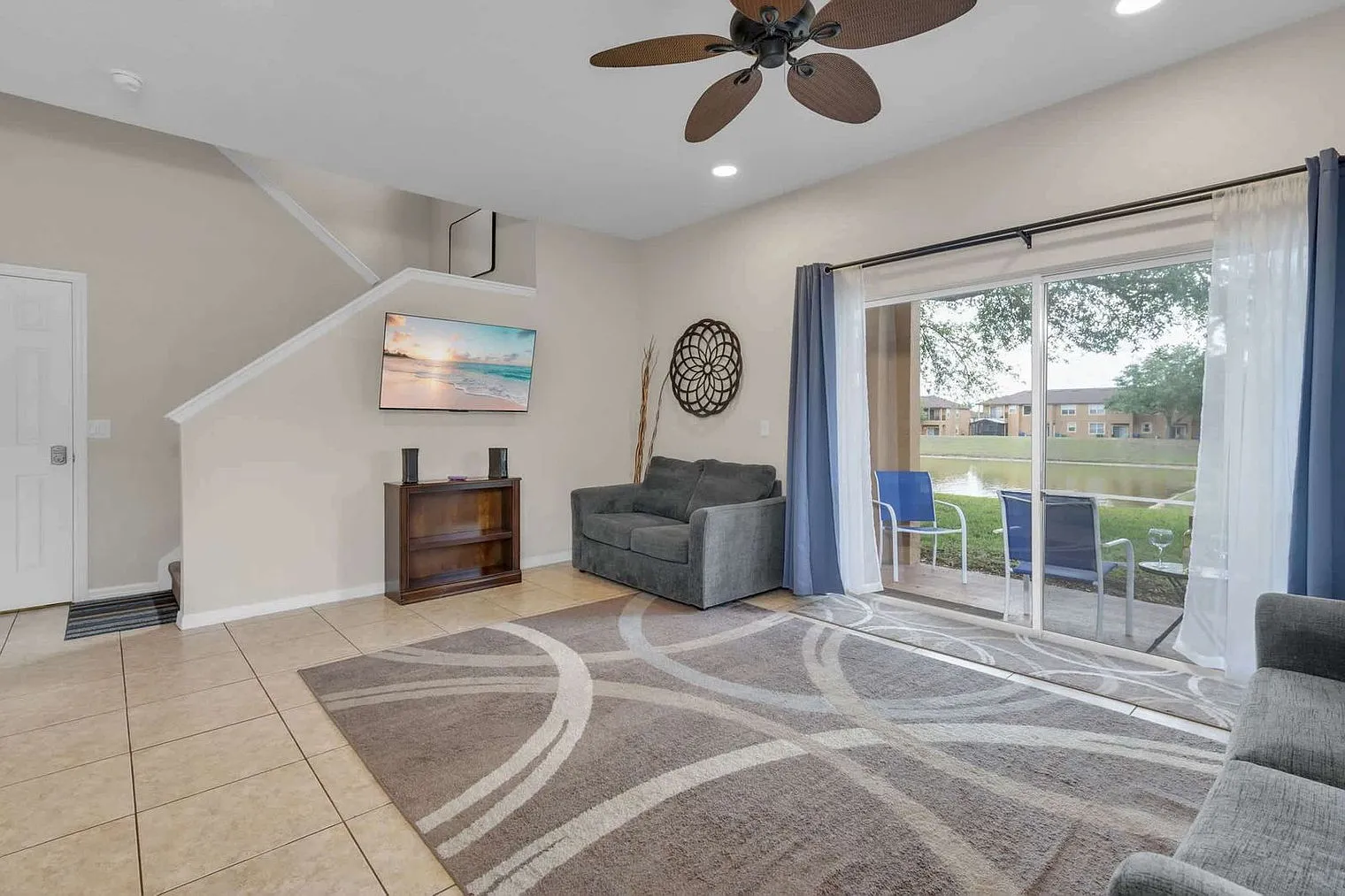 4 bed, 3.0 bath, 1851 sqft, $2,723 — Photo 1