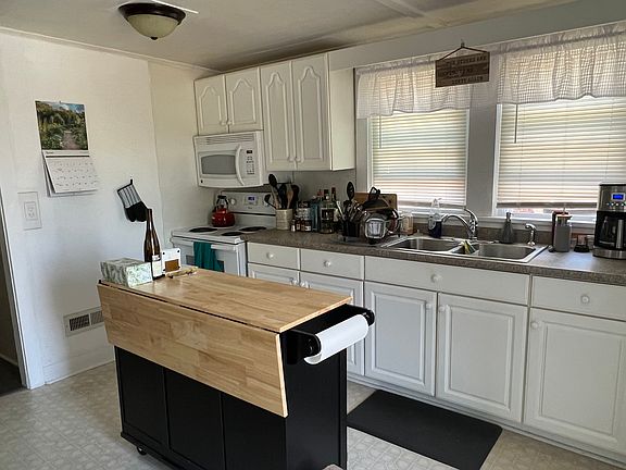 A chef's kitchen with plenty of space to create culinary delights.