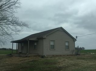 8325 Julian Rd, Hopkinsville, KY 42240