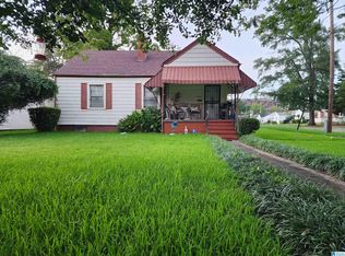 400 4th Ct W, Birmingham, AL 35204