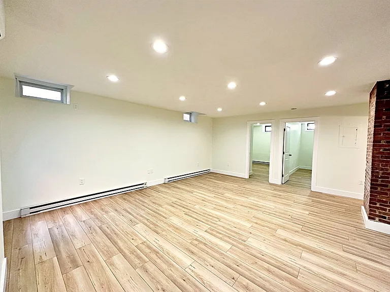 128 Webster St #A — Photo 8