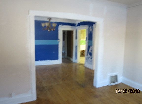 4th image of 2402 Erika Dr