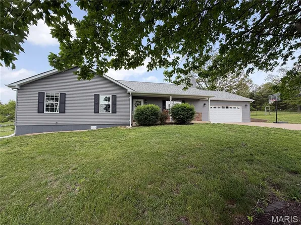 10220 Louise St, Potosi, MO 63664