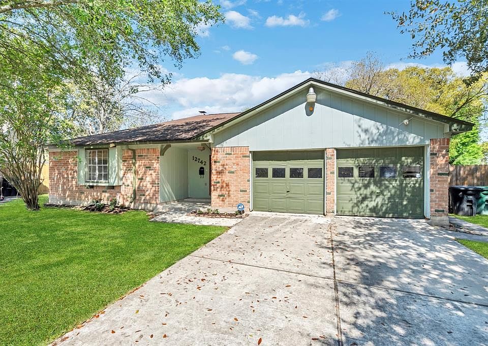 1st image of 12742 Corning Drive