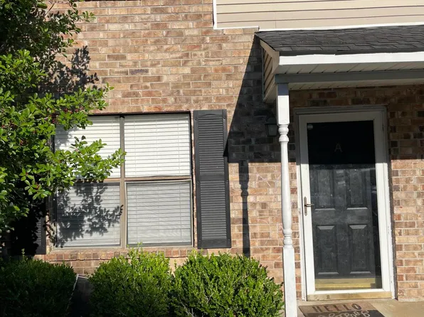 1925 Tropicana Rd #7A, North Charleston, SC 29406