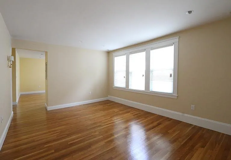 38 Medford St — Photo 16