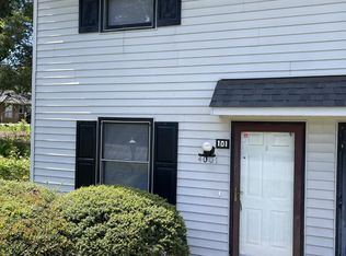 4001 S Bend Dr #103, Winston Salem, NC 27107