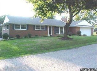 1621 Corrib Ave NW, Canton, OH 44708