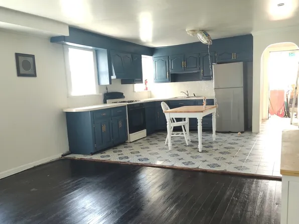 30 Hawkins St, Derby, CT 06418