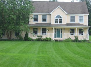 79 Honey Hill Rd, New Hartford, CT 06057