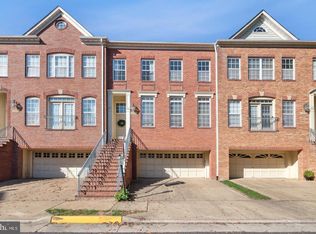 2804 Saint Croix Dr, Vienna, VA 22180