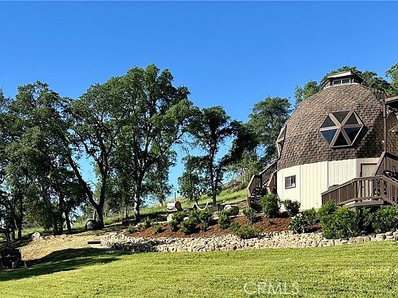 5th image of 2877 Trower Rd