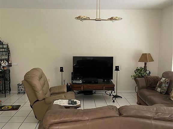 3rd image of 10577 NW 51st St #10577