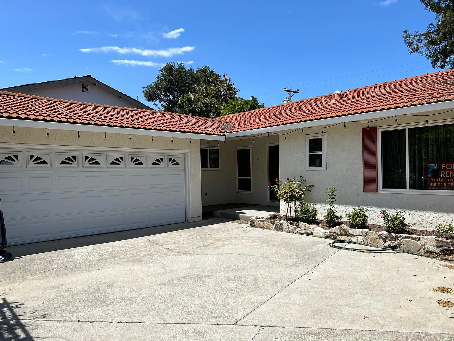 4611 Catalina Dr photo 1
