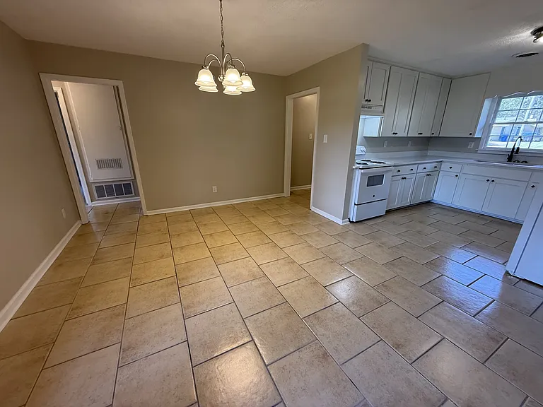 113 Lori Streetprattville — Photo 10