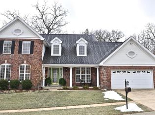 2016 Lance End Ct, Fenton, MO